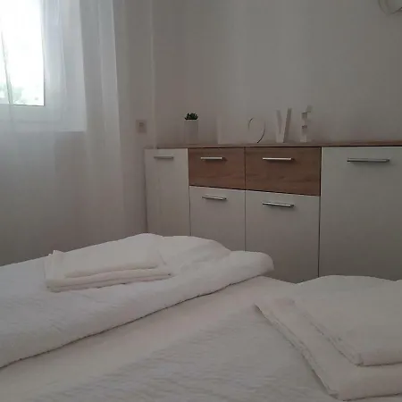 Forest Apartman Apartment
