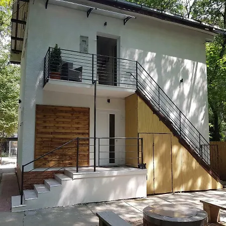Forest Apartman מאקו